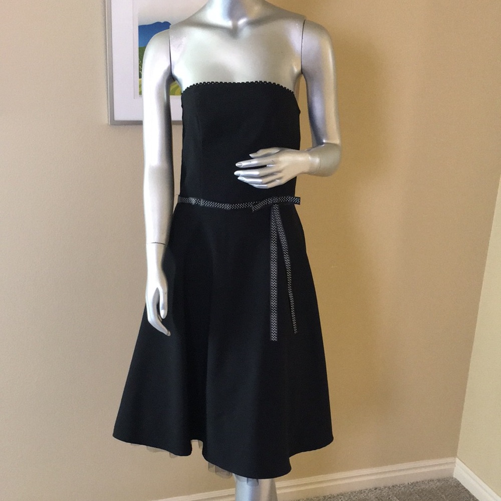 LOVE TEASE | Strapless Fit & Flare Dress